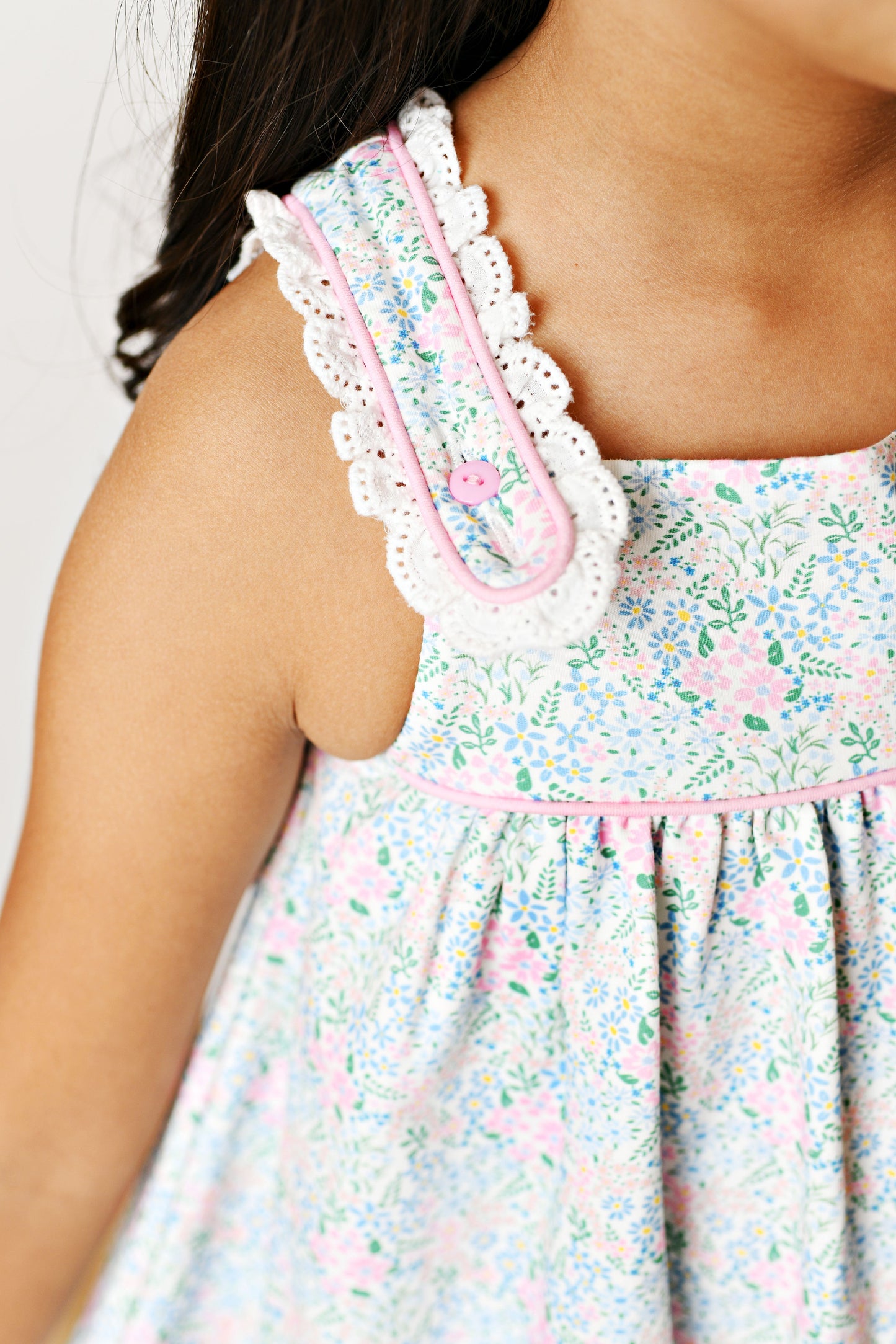 Renee Eyelet Trim Bubble