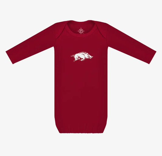 Arkansas Razorbacks Lapped
Should Gown