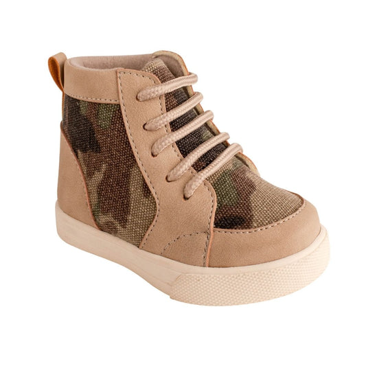 Camo High Top Lace up Sneaker